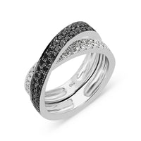 Interlocking diamond wedding band 18-karat white gold bands illuminated by 0.83-carats of black and white diamonds.
