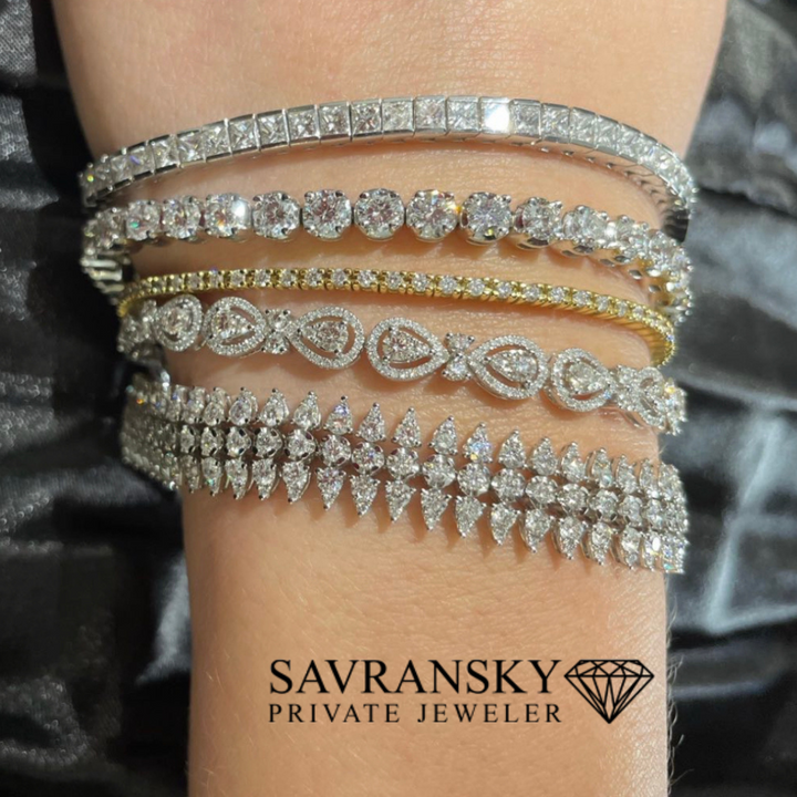 Huge Diamond Bangle from Parnicaa - South India Jewels | Diamond bracelet  design, Diamond pendants designs, Diamond bangle