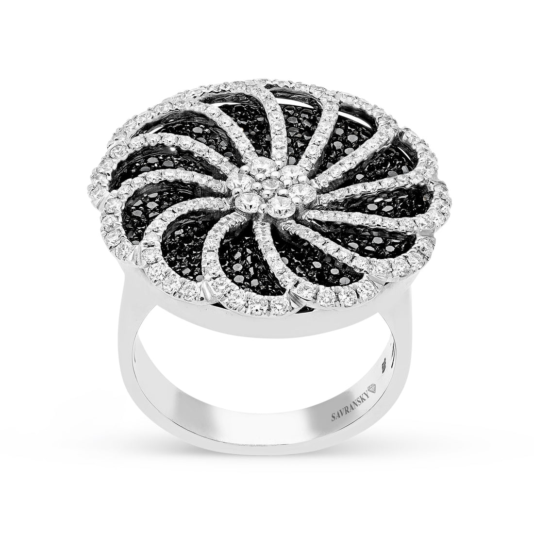 White & Black Diamond Flower-Shaped Spinning Ring