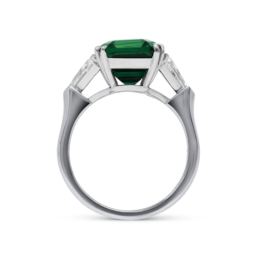 Green Sapphire Engagement Ring - 8.5 Carat